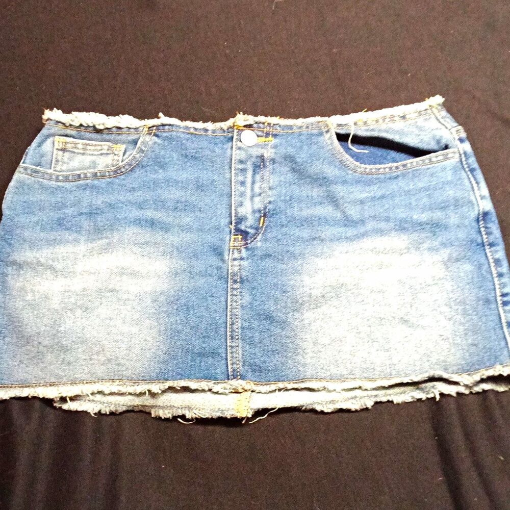 Project Rebel Blue Cotton Denim Mini Skirt Frayed Hem Button Zip, Women’s M
